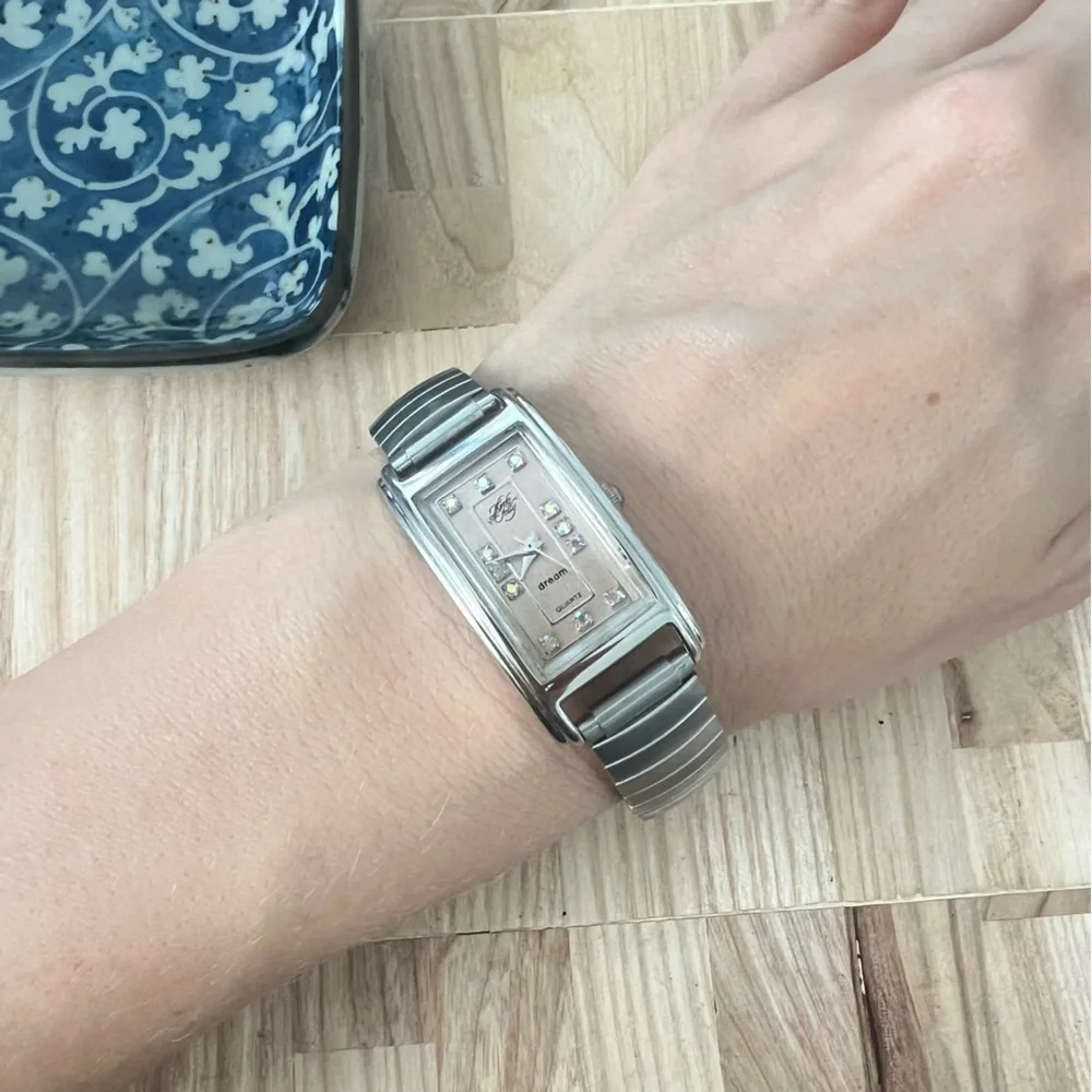 Vintage 80s KIRK'S FOLLY ladies curvex Dream Watch NEW BATTERY